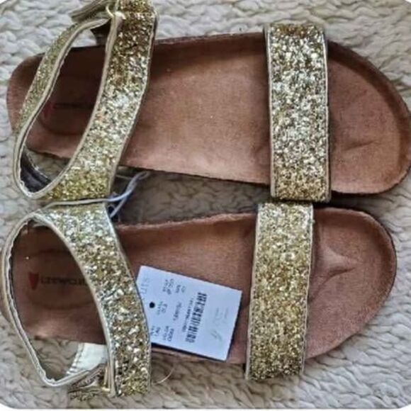 Crewcuts Other - Crewcuts gold sandals